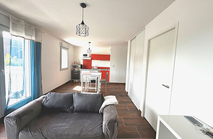 VENDU - Appartement  meublé Albi T2 pièces 40 m2 vendu avec un garage privatif — photo 2