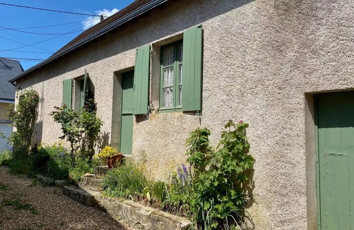 Belle maison ancienne de bourg proche de La Chartre sur le Loir — photo 2