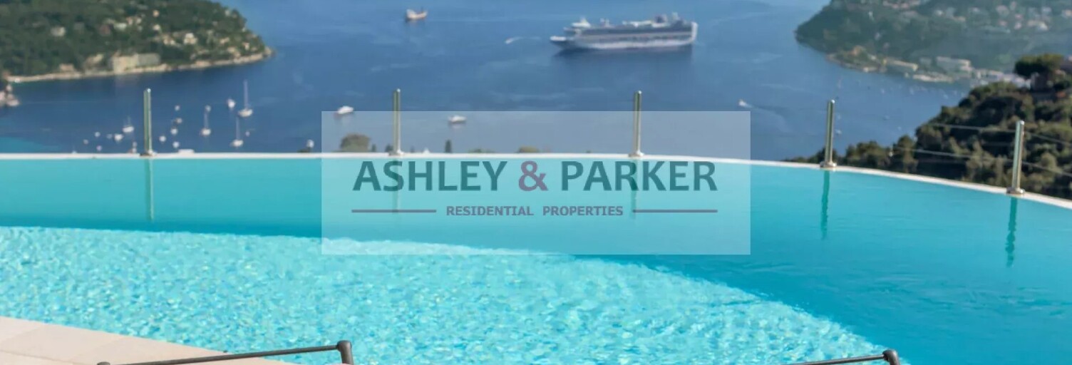 Maison 9 Pièces 304 m² à vendre à Villefranche-sur-Mer (06230)