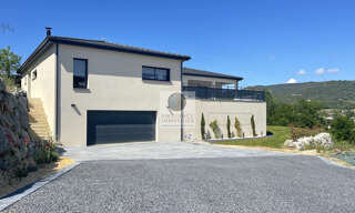 Maison 8 Pièces 322 m² à vendre à Saint-Péray (07130)