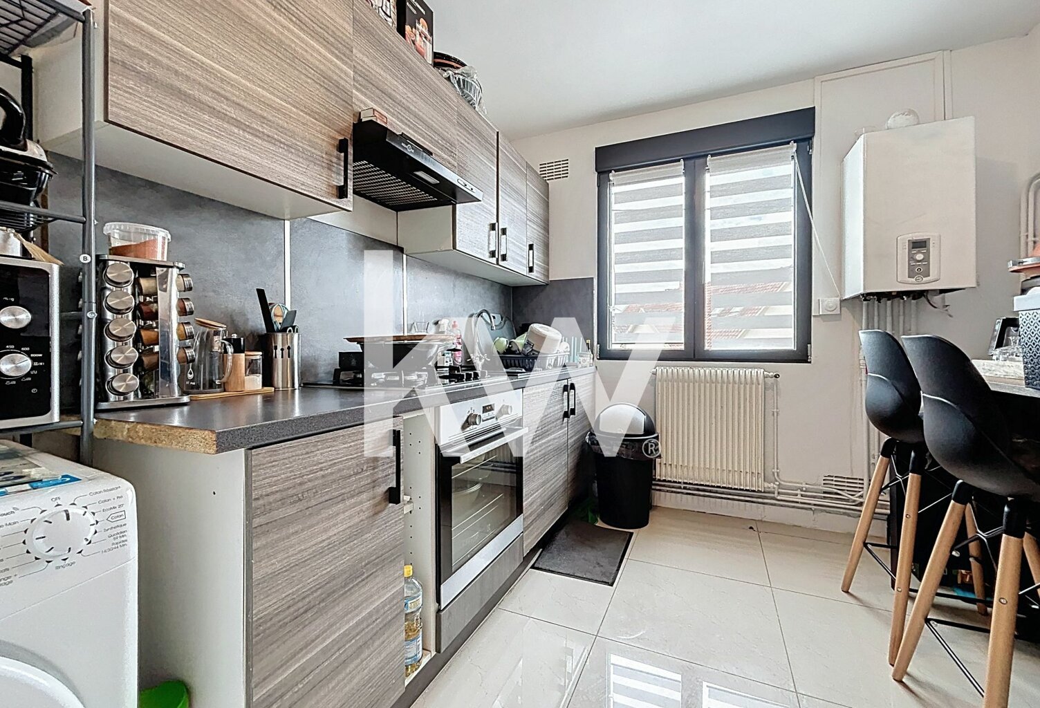 SUPERBE APPARTEMENT DE TYPE 4 - ENTIÈREMENT RÉNOVÉ — photo 1