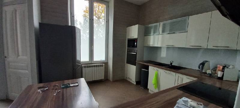 Location T4 107 m² à Grigny 1 210 ¤ CC /mois