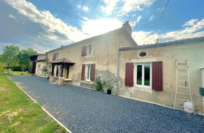Maison en pierre, type longère entièrement restaurée sur 280 — photo 2