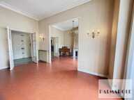 Perpignan Castillet t4 balcons dans immeuble bourgeois — photo 2