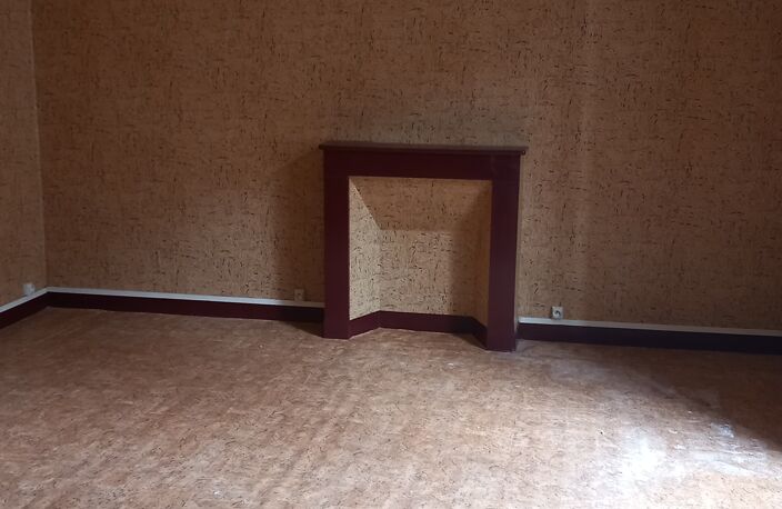 Vente maison 3 pièces 50 m² Cholet (49300) — photo 2