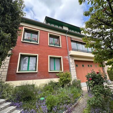 Maison 10 pièces 390000 €