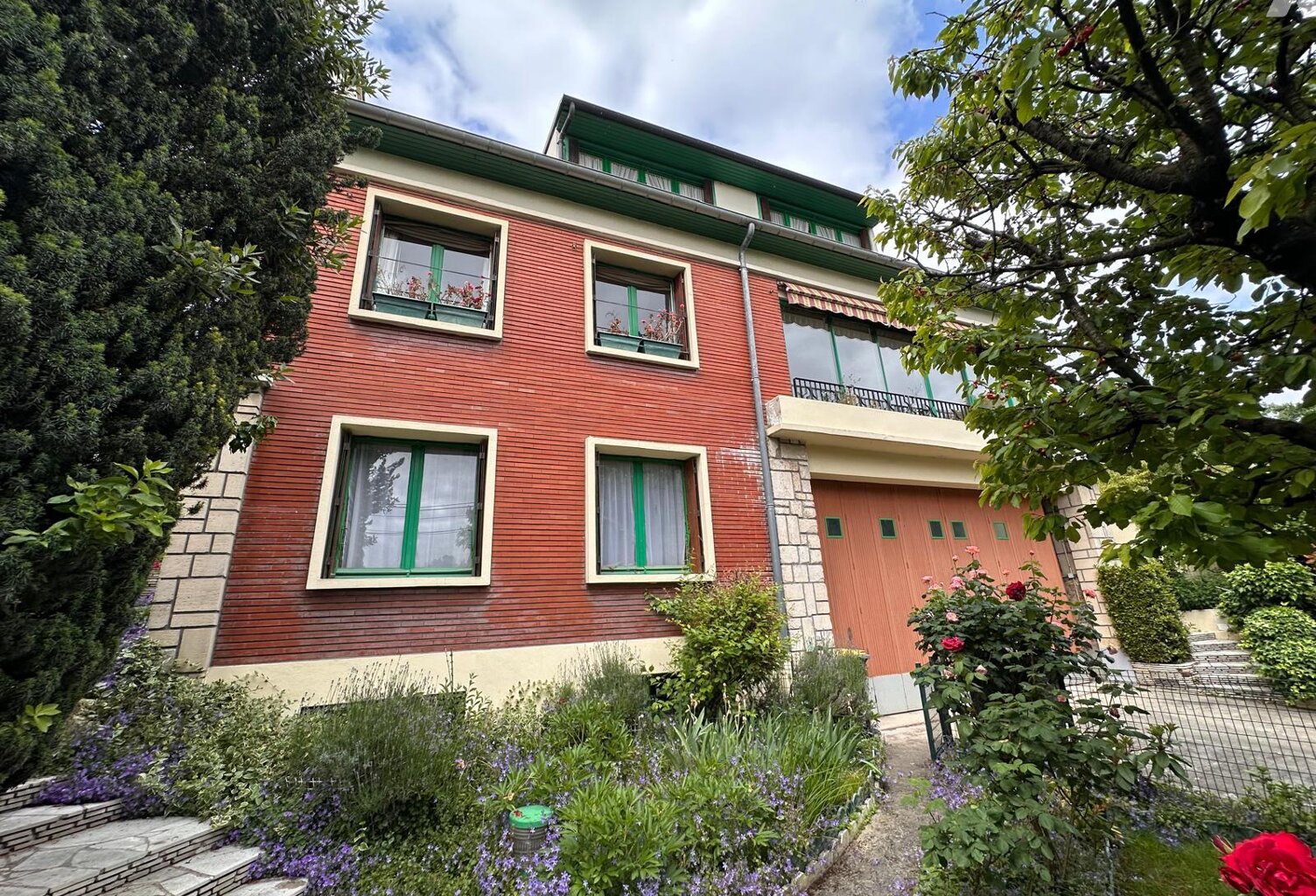 Vente maison 10 pièces 250 m² Épinay-sur-Seine (93800) — photo 1