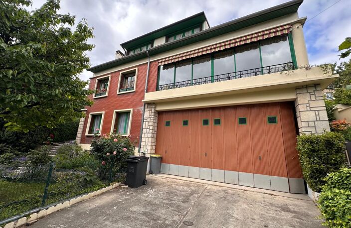 Vente maison 10 pièces 250 m² Épinay-sur-Seine (93800) — photo 2