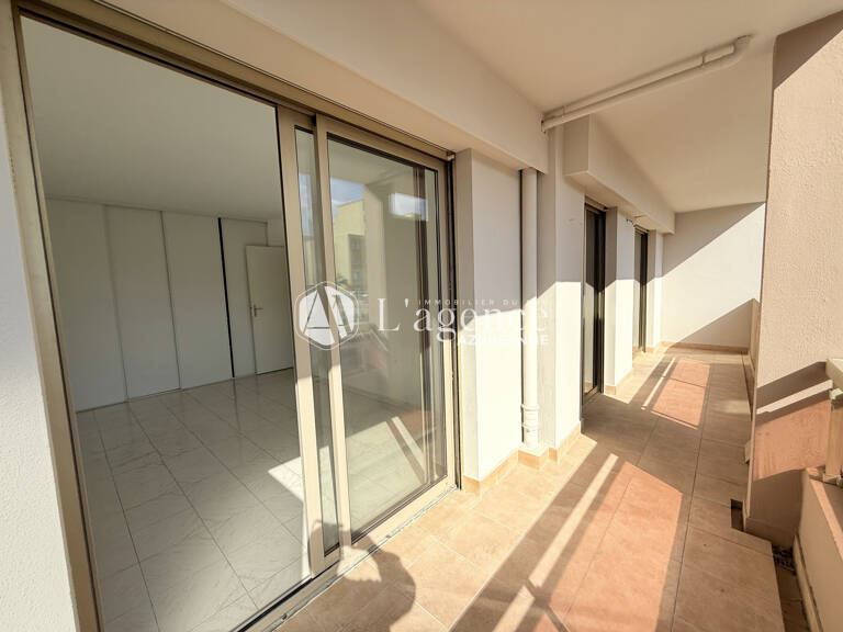 CENTRE VILLE : GRAND APPARTEMENT 2 PIÈCES AU CALME — photo 1