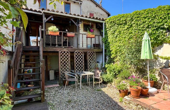 Charmante maison de village rénovée au cœur de Duras — photo 2