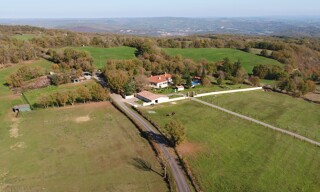 Maison 9 Pièces 350 m² à vendre à Cordes-sur-Ciel (81170)