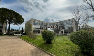 Bureau  72 m² à louer à Aix-en-Provence (13290)