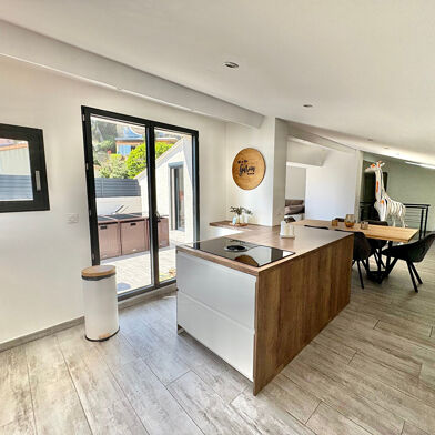 Appartement 7 pièces 795000 €