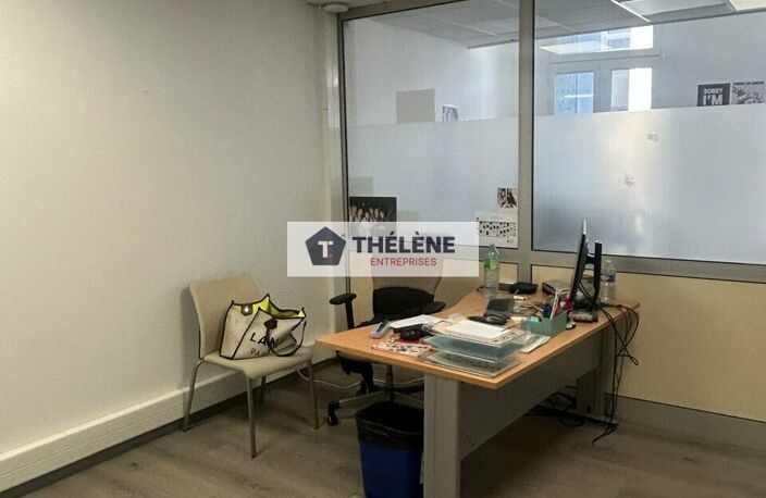 BUREAUX à LOUER — photo 4
