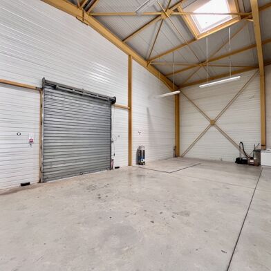 Commerce  470000 €