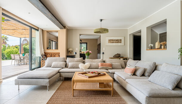 Villa / Maison 8 pièces  à vendre La Ciotat 13600