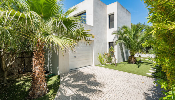 Villa / Maison 5 pièces  à vendre La Ciotat 13600