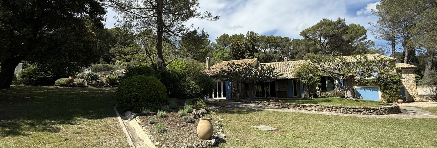 Maison 8 Pièces 201 m² à vendre à Vaison-la-Romaine (84110)