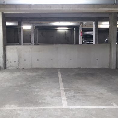 Garage  10500 €