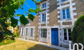 Maison 10 Pièces 226 m² à vendre à Saint-Julien-l'Ars (86800)