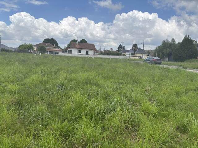 Terrain 708 m² à Soumoulou — photo du bien