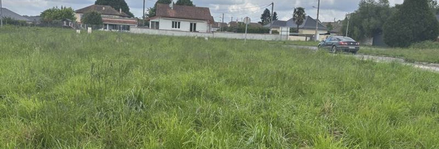 Terrain  708 m² à vendre à Soumoulou (64420)