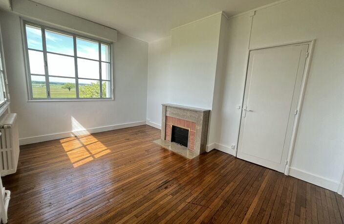 Vente appartement 4 pièces 78 m² Allouis (18500) — photo 2