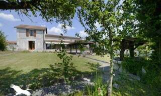 Maison 4 Pièces 131 m² à vendre à Roullet-Saint-Estèphe (16440)