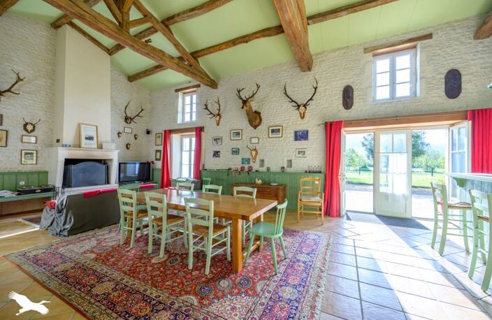Vente maison 9 pièces 336 m² Andilly-les-Marais (17230) — photo 4