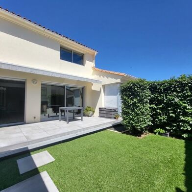 Maison 7 pièces 299000 €