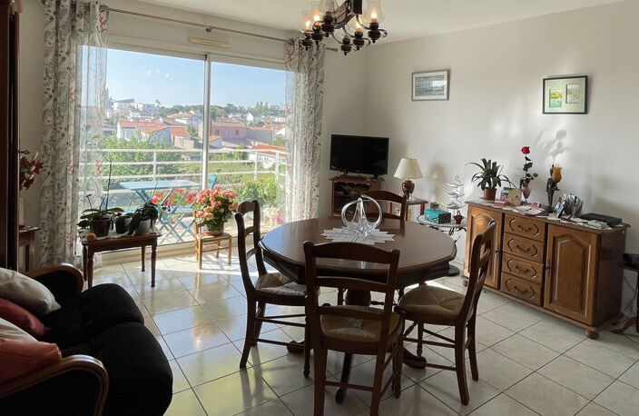 Royan, Appartement 2 chambres avec terrasse et garage proche — photo 4