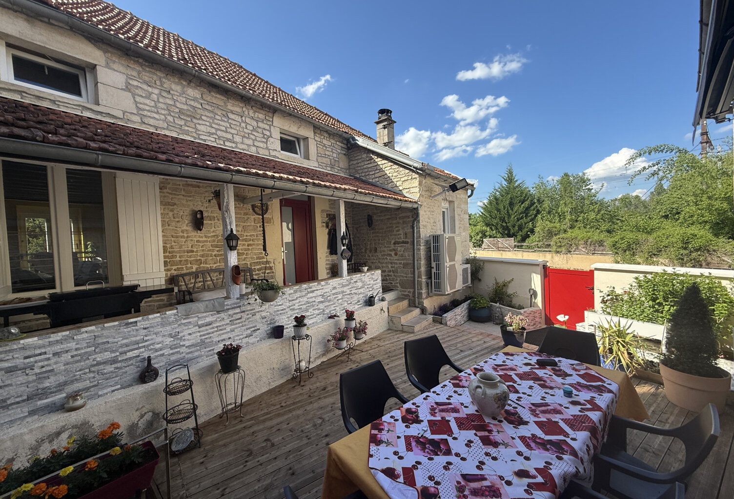 MAISON DE VILLAGE RÉNOVÉE — photo 1
