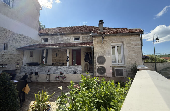 MAISON DE VILLAGE RÉNOVÉE — photo 2