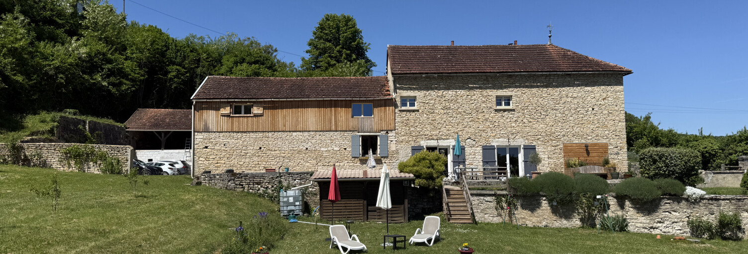 Maison 8 Pièces 235 m² à vendre à Montbard (21500)