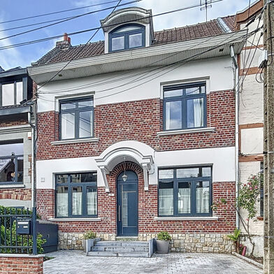 Maison 6 pièces 549000 €