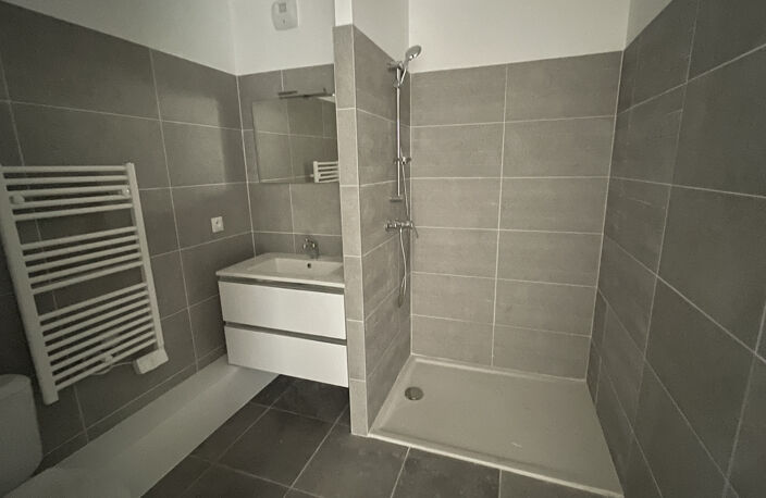 Appartement T2 à Clermont l'hérault — photo 4