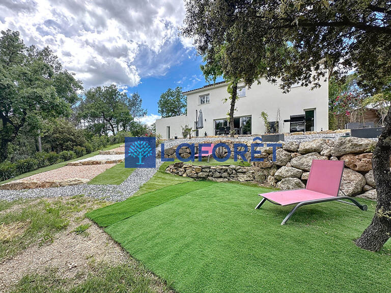 Maison d'exception à vendre à Draguignan - 7 pièces, 6 chambres, 2500 m² de terrain — photo 1