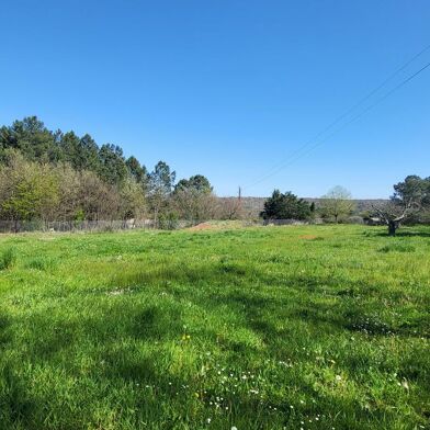 Terrain  93000 €