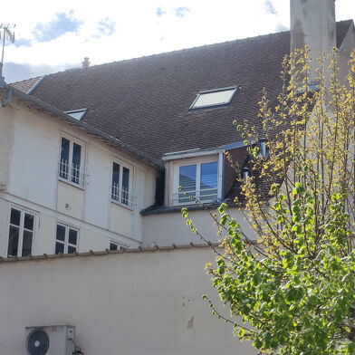 Appartement 4 pièces 168000 €