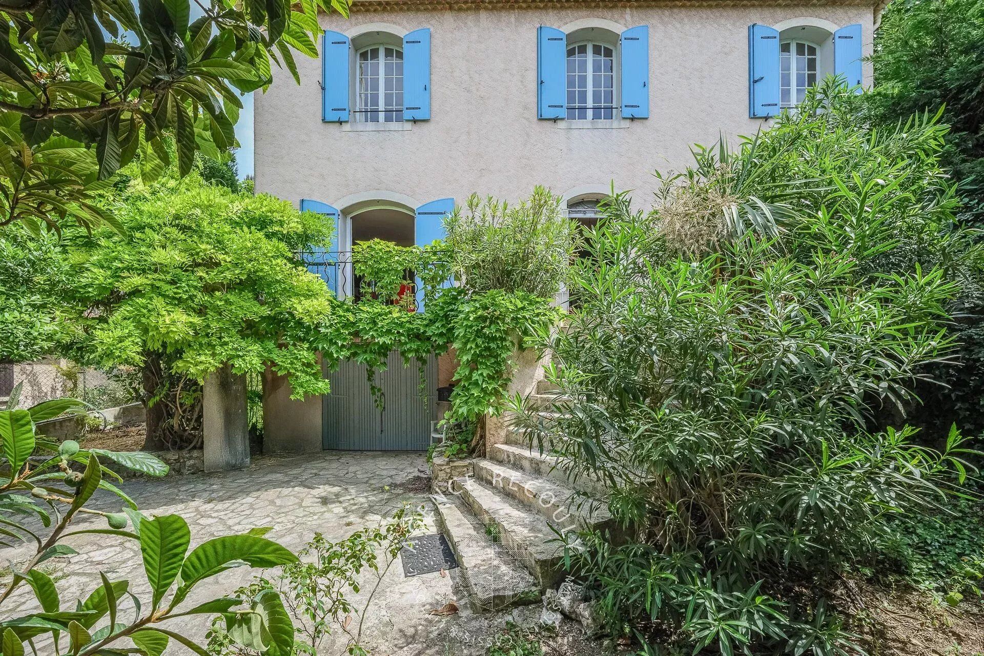 Villa / Maison 5 pièces  à vendre Marseille 7eme 13007