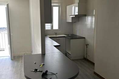 Appartement 3 pièces 590 €