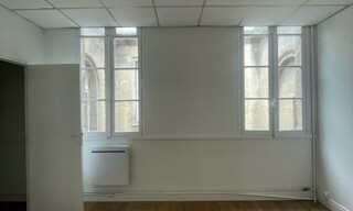 Local industriel 2 Pièces 44 m² à louer à Bordeaux (33000)