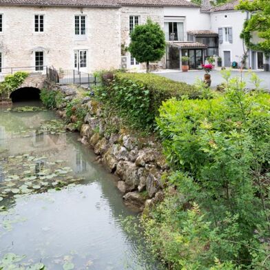 Maison 16 pièces 892500 €