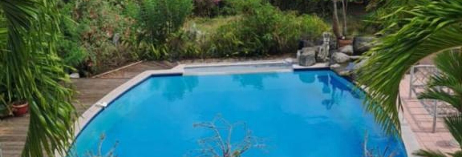 Maison 8 Pièces 360 m² à vendre à Les Trois-Îlets (97229)