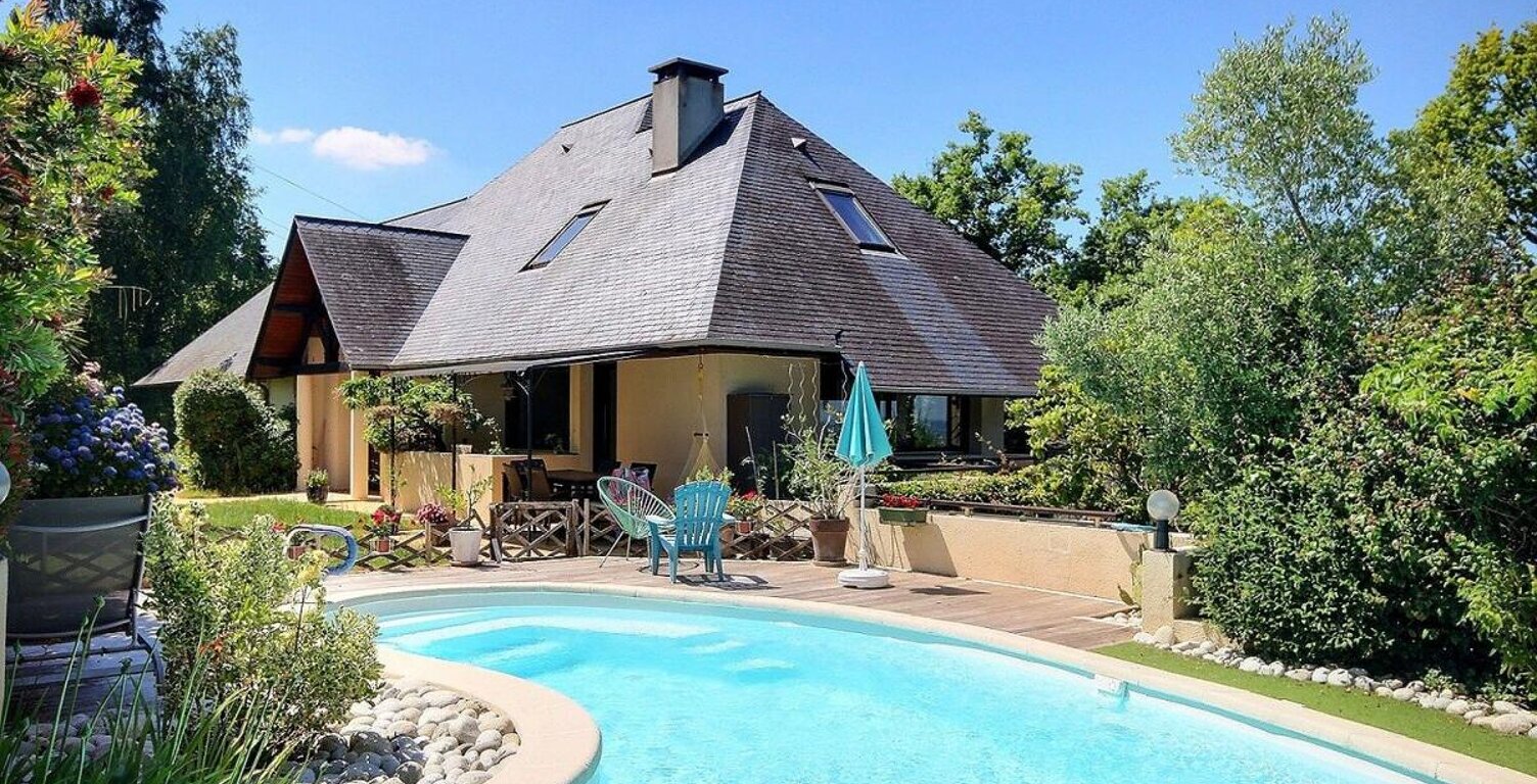 Maison À Vendre — photo 1