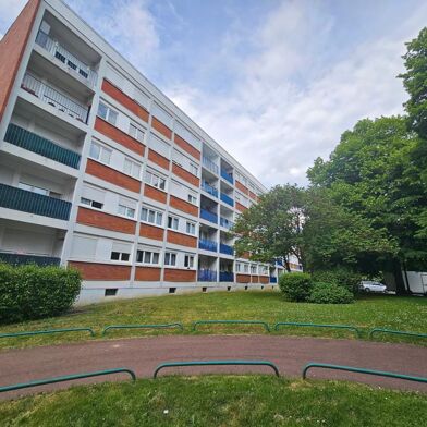 Appartement 4 pièces 120000 €