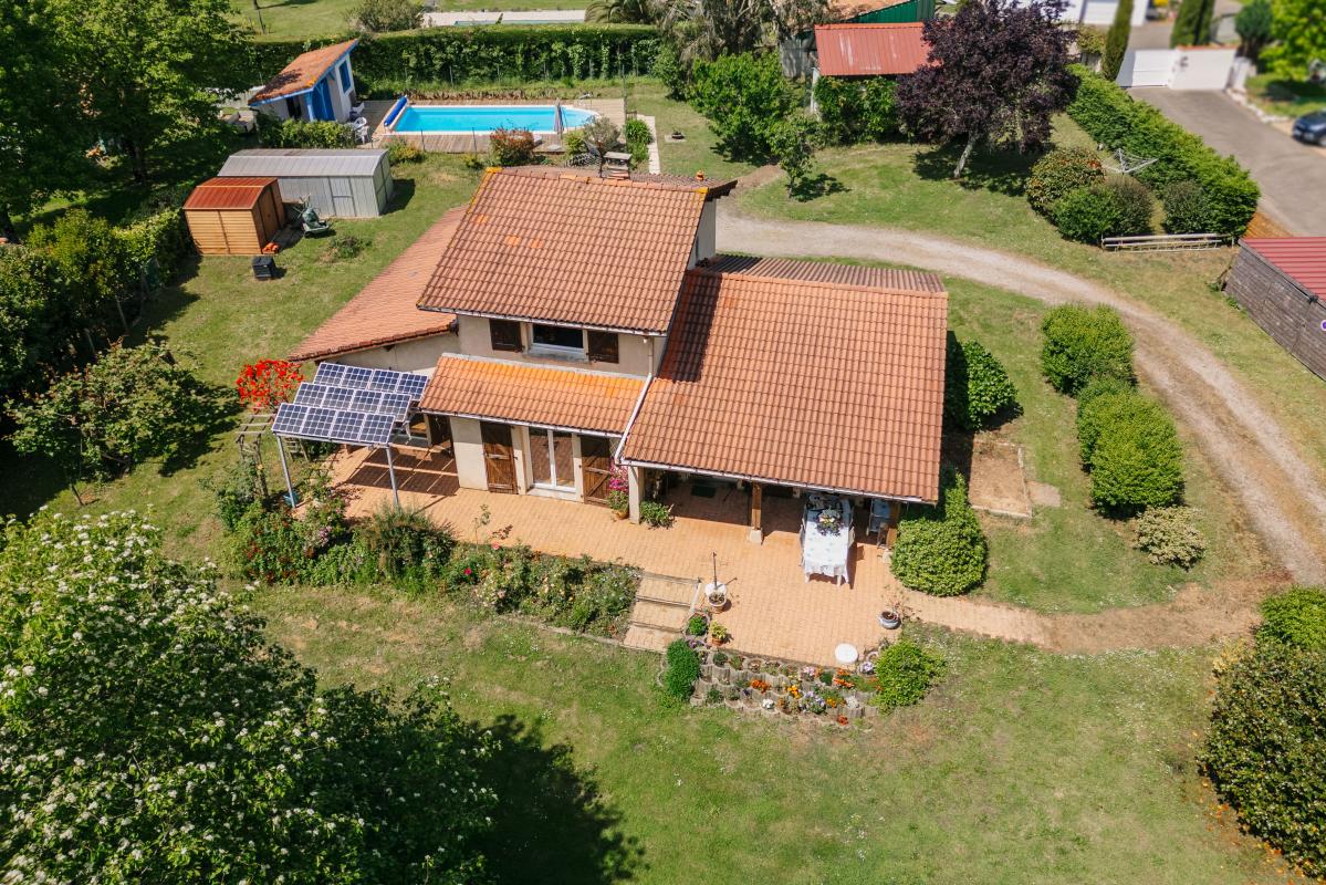 Villa / Maison  T5 à vendre Pey 40300