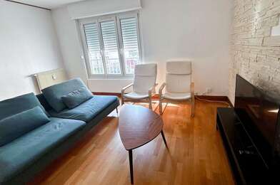 Appartement 4 pièces 860 €