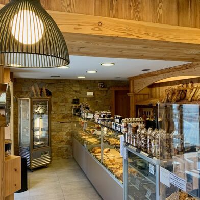 Commerce 2 pièces 336000 €