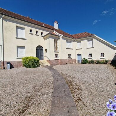 Maison 10 pièces 250000 €